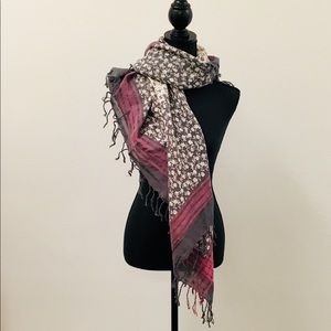 🌸 EUC SUBTLE LUXURY cotton blanket scarf